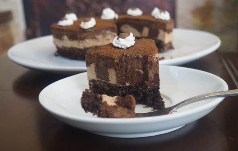 طريقة موس كيك طبقات .. لذيذ وساحر 😋😋