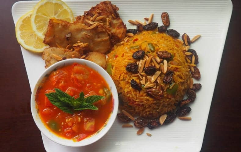 صيادية السمك الرهيبة بصلصة البندورة 😋