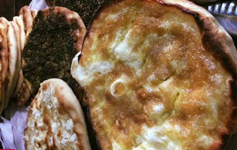 مناقيش .. الذ وجبة فطور في يوم الجمعه 😋😋