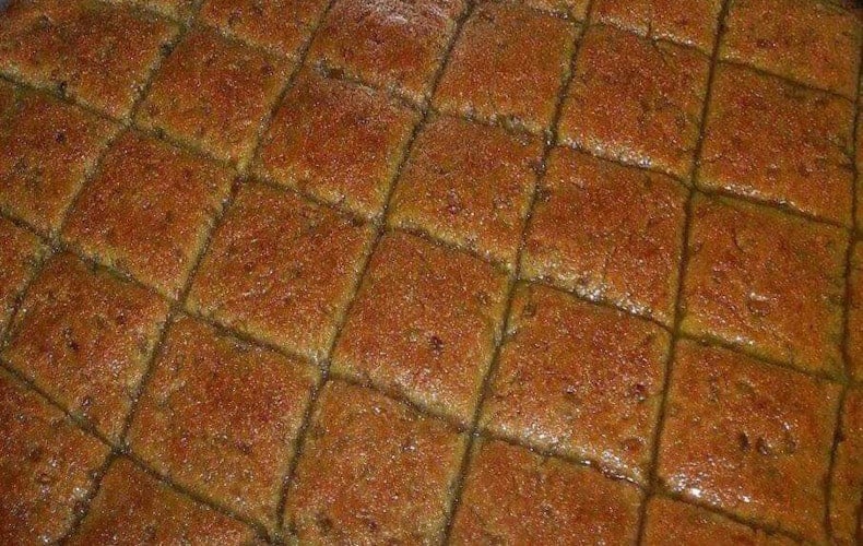 الحلبة .. اطيب تحلية في ليالي الشتاء البارد😋😋