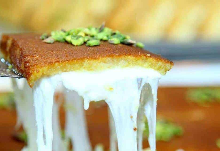 طريقة عمل الكنافة النابلسية على اصولها بالجبنة العكاوي .. وصفة رهيبة سوبر يمي